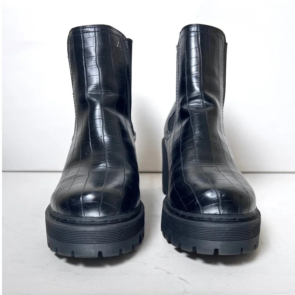 Boohoo Wide Fit Chunky Heeled Black Crocodile Chelsea Boots Size 8 Punk Goth Emo - Picture 3 of 8
